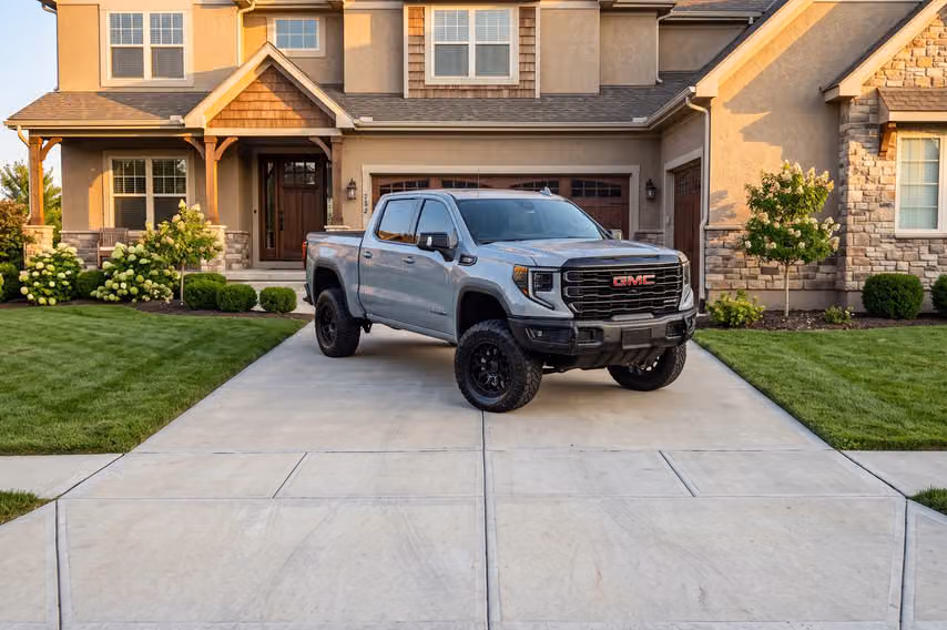 2024 GMC Sierra 1500 AT4X Crew Cab Image 42