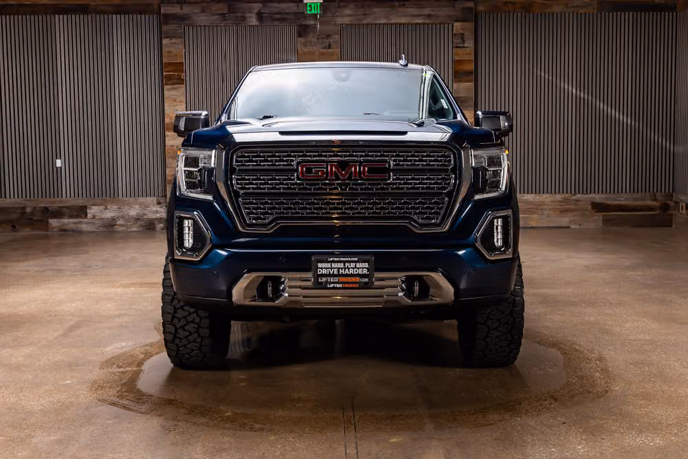 2020 GMC Sierra 1500 Denali Crew Cab Image 4