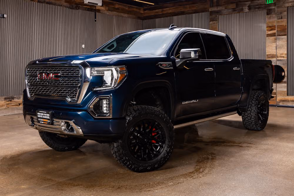 2020 GMC Sierra 1500 Denali Crew Cab Image 5