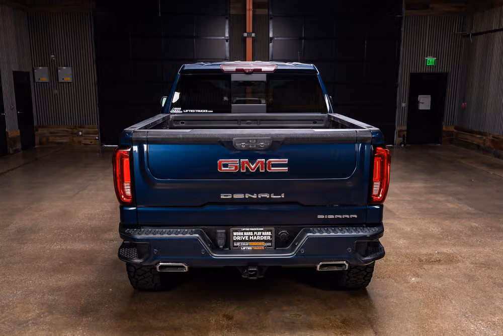 2020 GMC Sierra 1500 Denali Crew Cab Image 8