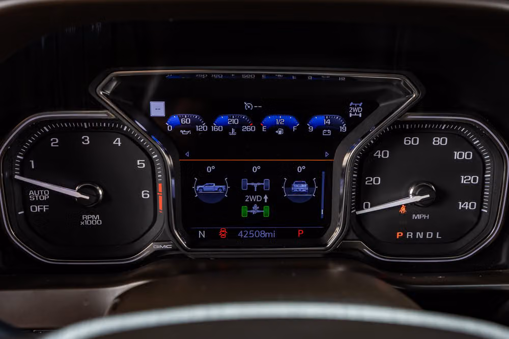 2020 GMC Sierra 1500 Denali Crew Cab Image 18