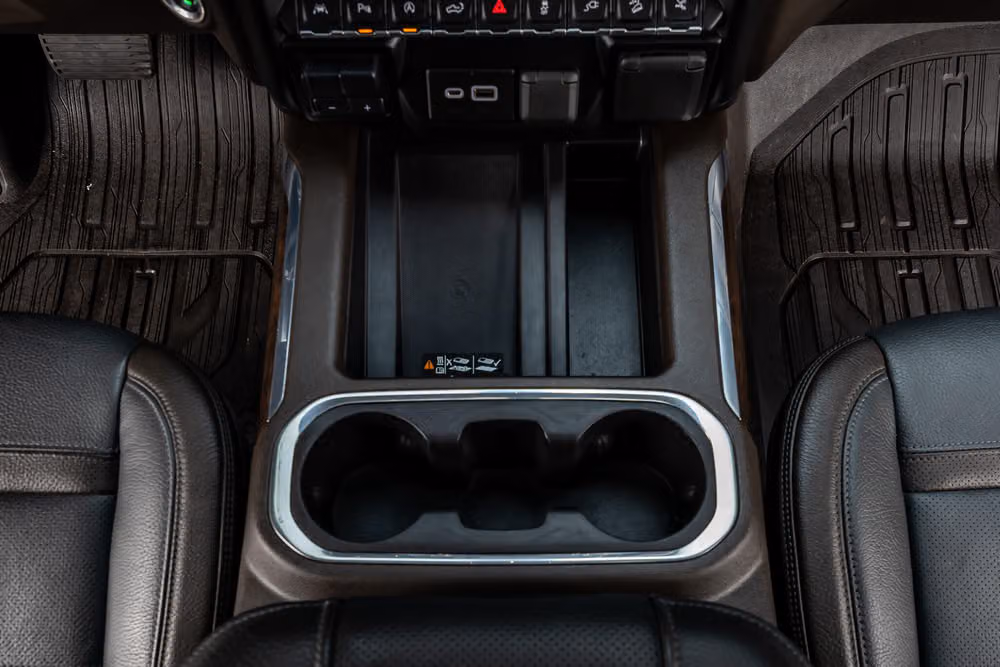 2020 GMC Sierra 1500 Denali Crew Cab Image 25