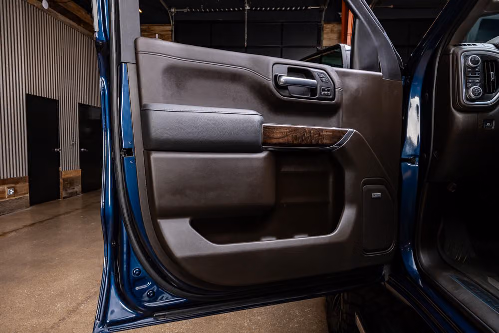 2020 GMC Sierra 1500 Denali Crew Cab Image 34