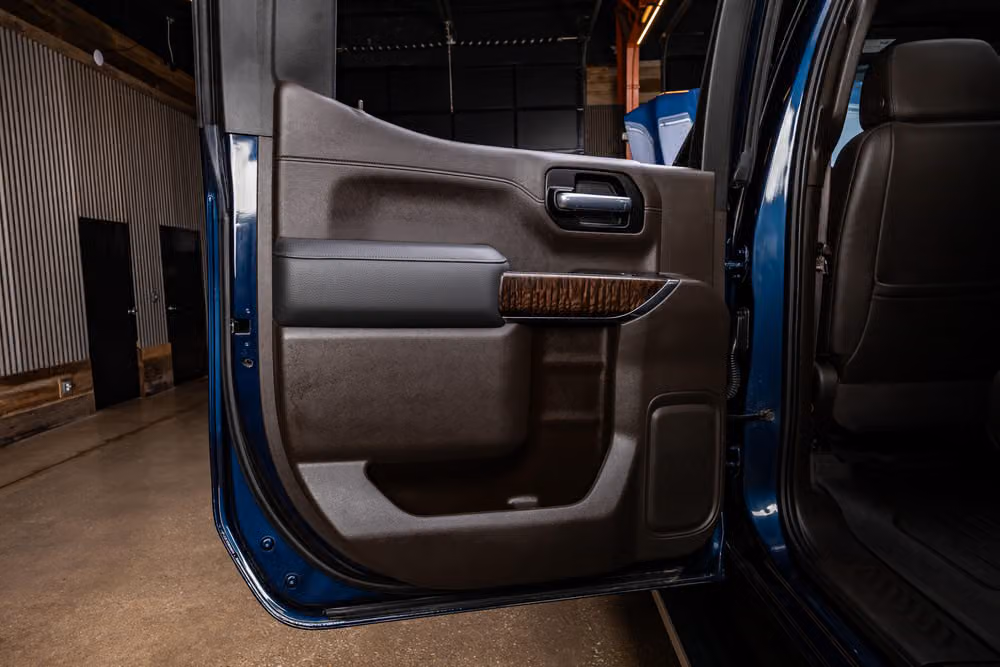 2020 GMC Sierra 1500 Denali Crew Cab Image 36
