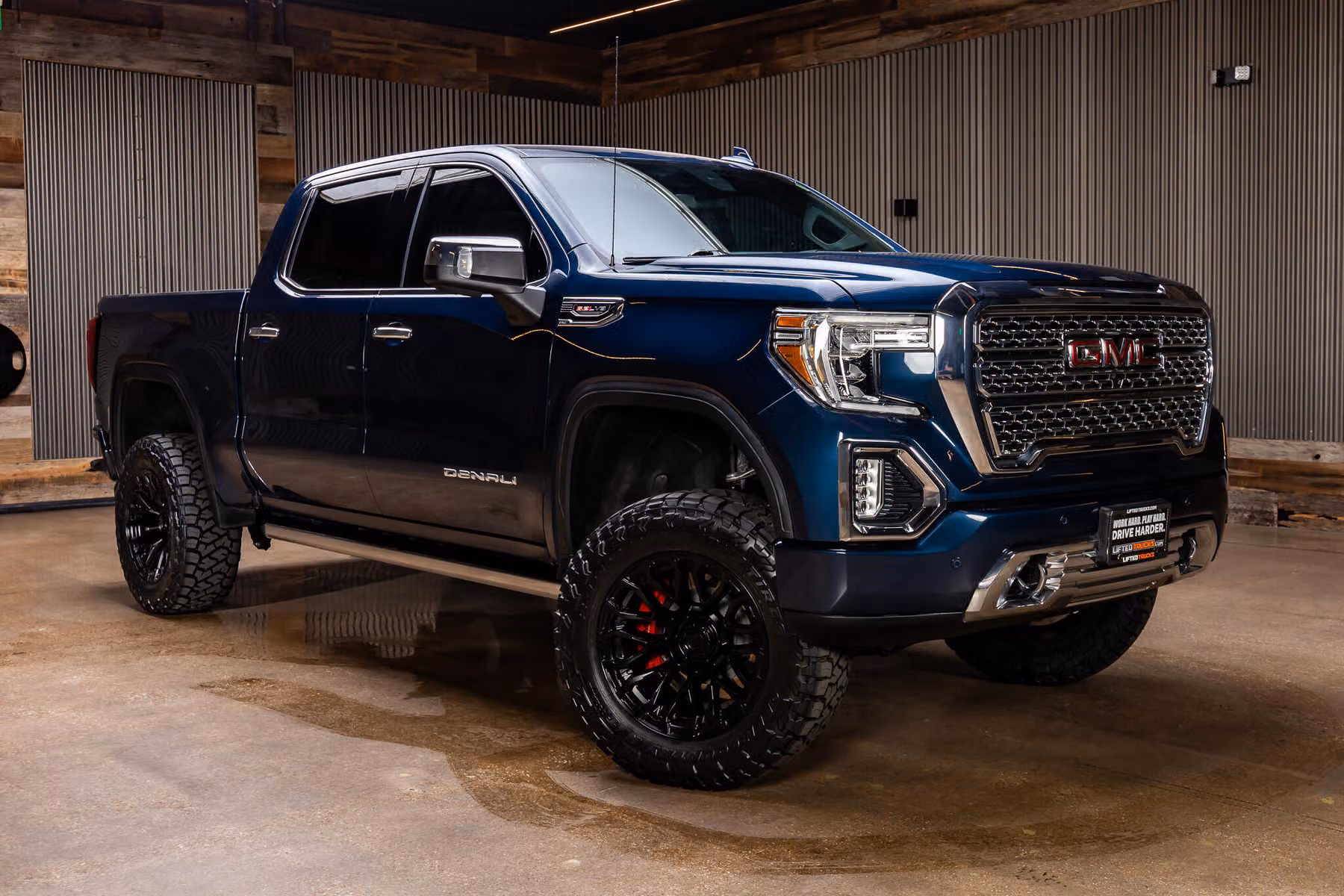 2020 GMC Sierra 1500 Denali Crew Cab Image 1