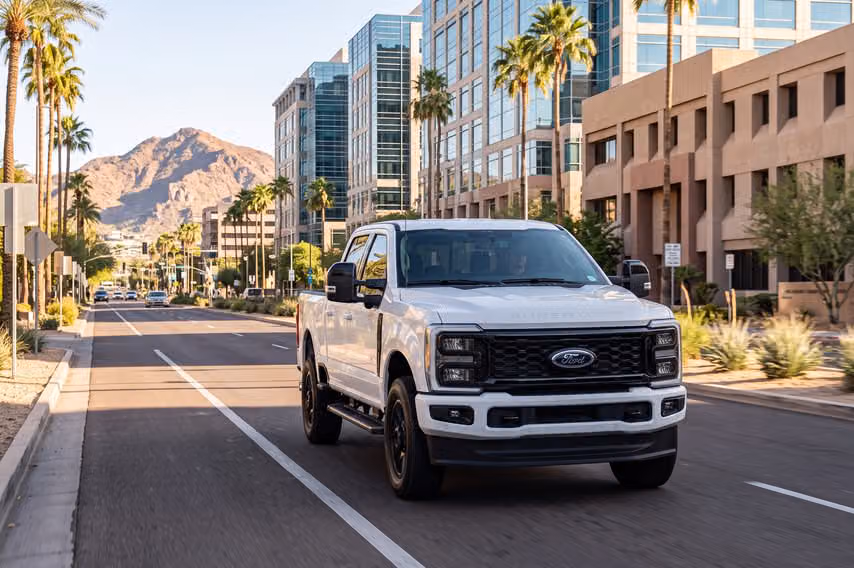 2024 Ford F-250 Super Duty Lariat Crew Cab Image 33