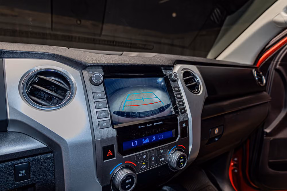 2020 Toyota Tundra SR5 CrewMax Image 18