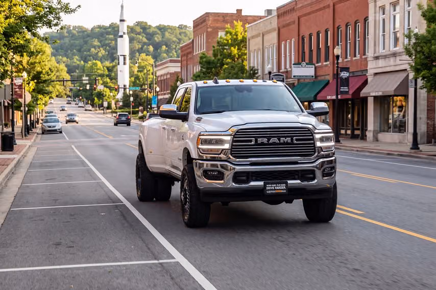 2022 Ram 3500 Laramie Crew Cab Image 43