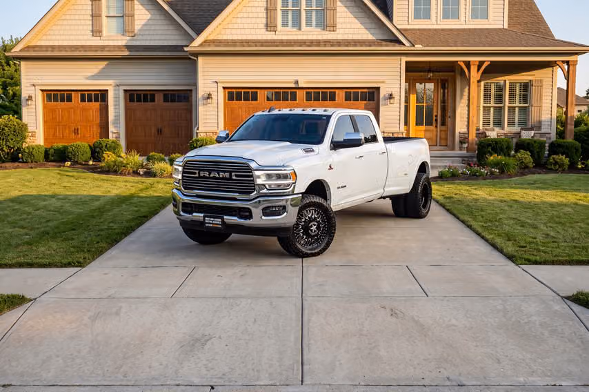 2022 Ram 3500 Laramie Crew Cab Image 42