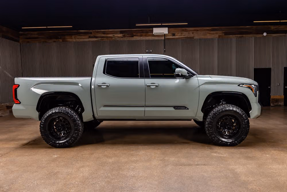 2025 Toyota Tundra Platinum CrewMax Image 11