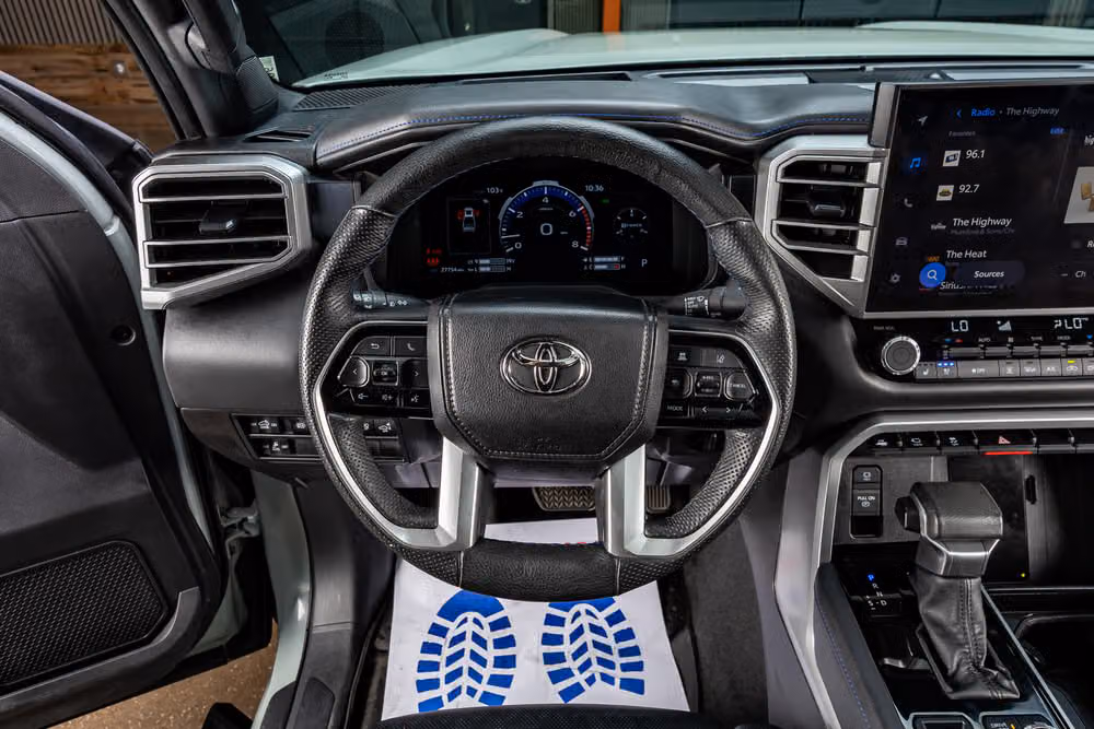 2025 Toyota Tundra Platinum CrewMax Image 20