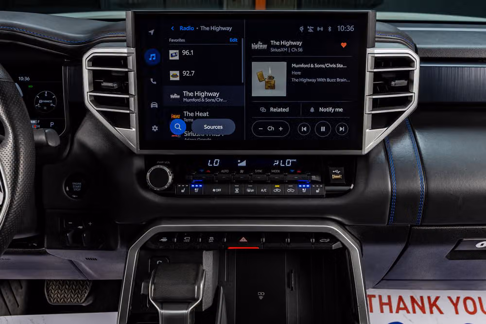 2025 Toyota Tundra Platinum CrewMax Image 24