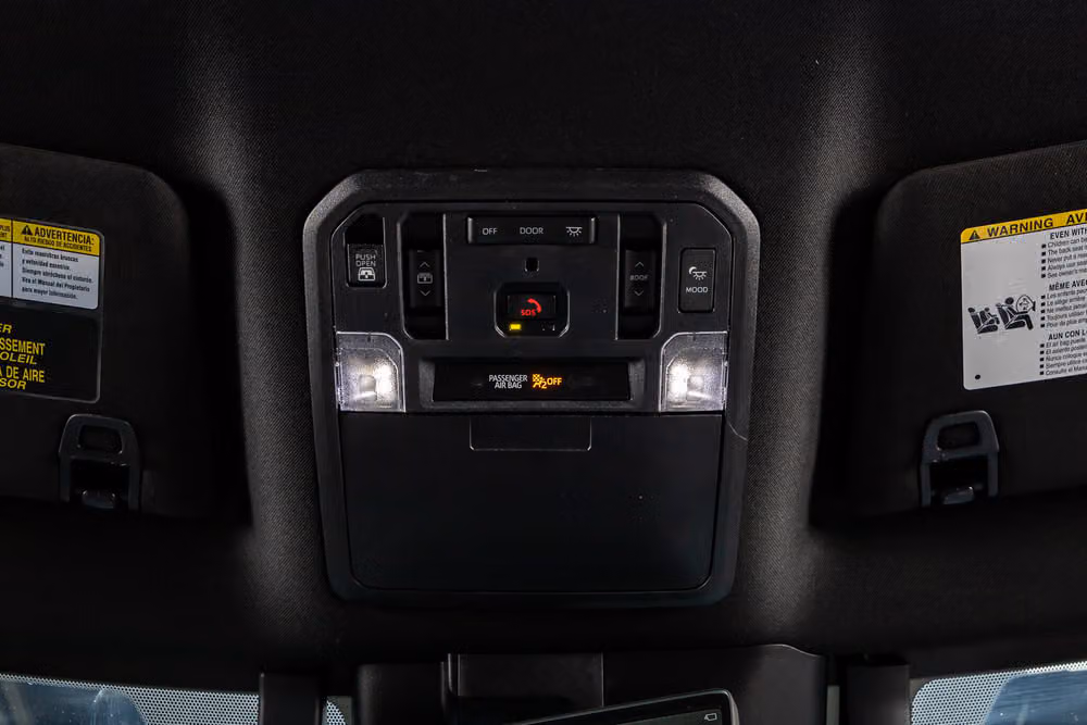 2025 Toyota Tundra Platinum CrewMax Image 29