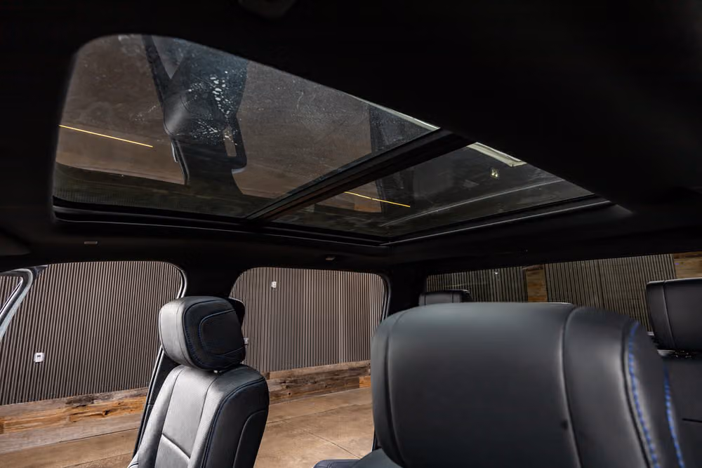 2025 Toyota Tundra Platinum CrewMax Image 31
