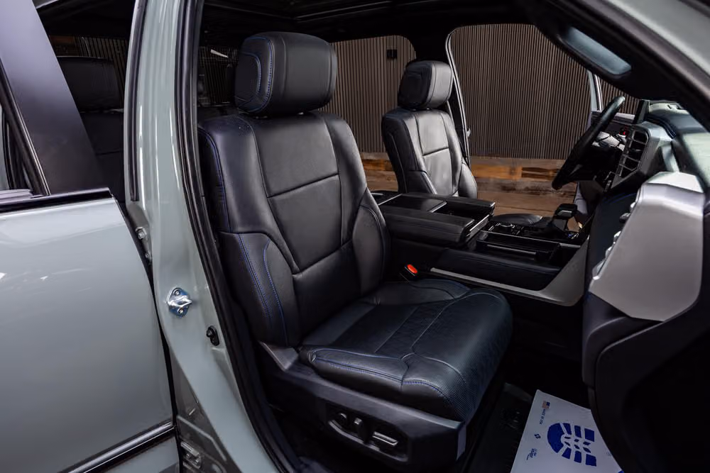 2025 Toyota Tundra Platinum CrewMax Image 32