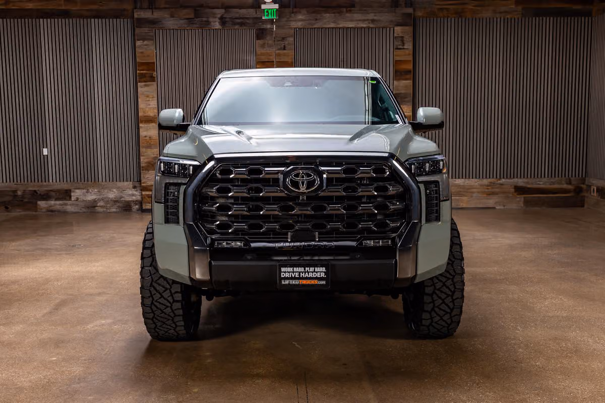 2025 Toyota Tundra Platinum CrewMax