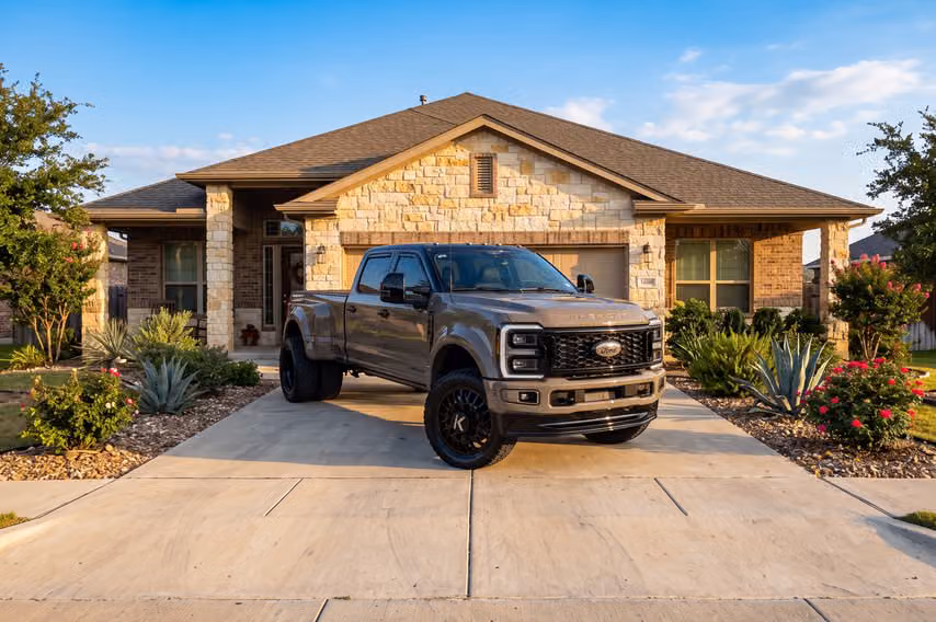 2026 Ford F-450 Super Duty Platinum Plus Crew Cab Image 42