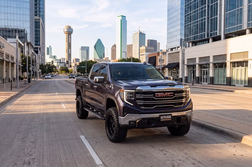 2022 GMC Sierra 1500 SLT Crew Cab Image 38