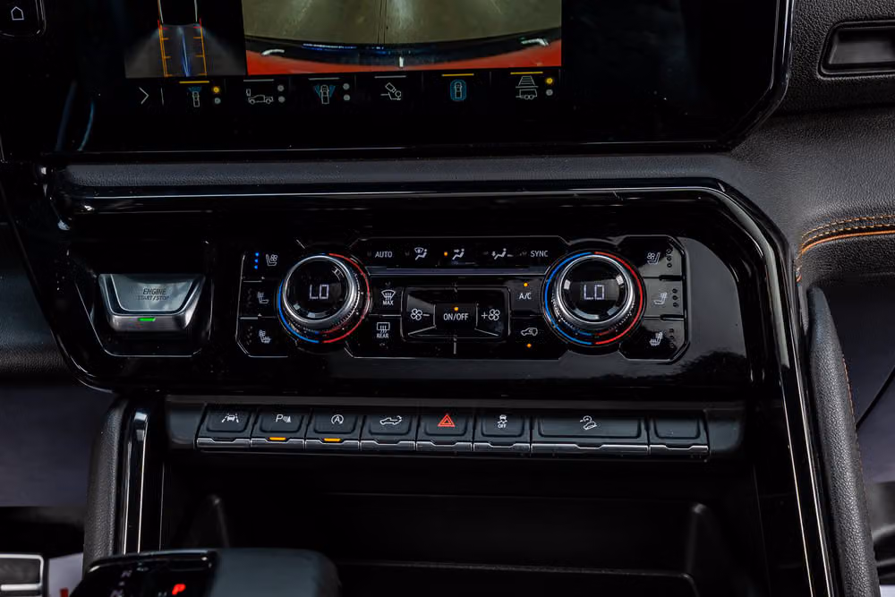 2023 GMC Sierra 1500 AT4 Harley-Davidson Crew Cab Image 25