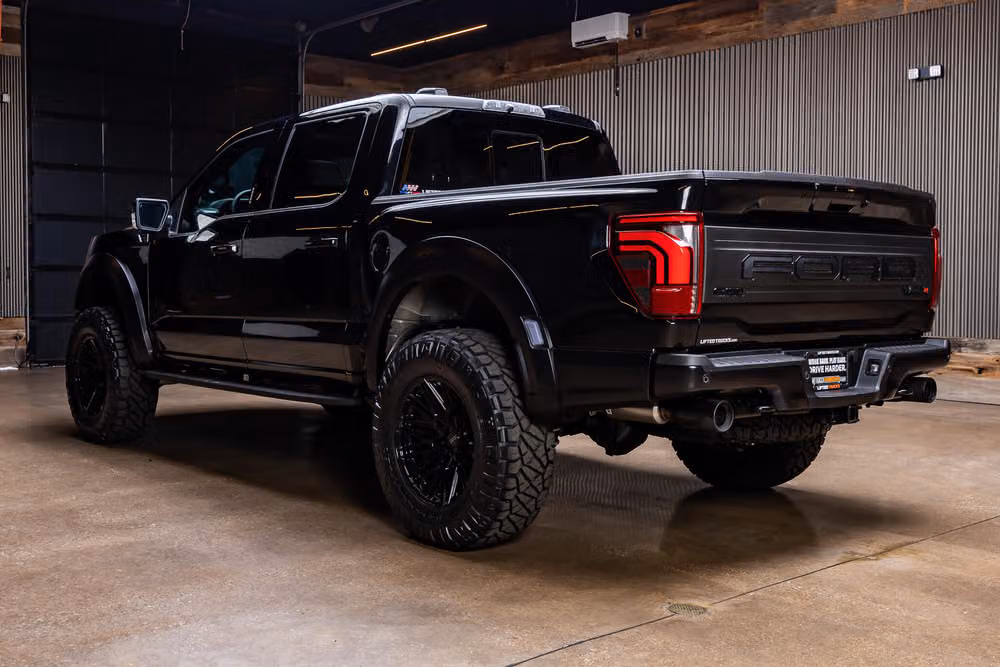 2026 Ford F-150 Raptor R SuperCrew Image 8