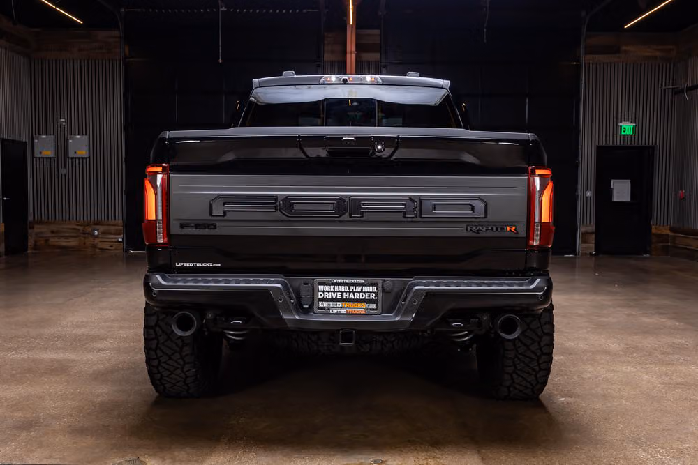 2026 Ford F-150 Raptor R SuperCrew Image 9