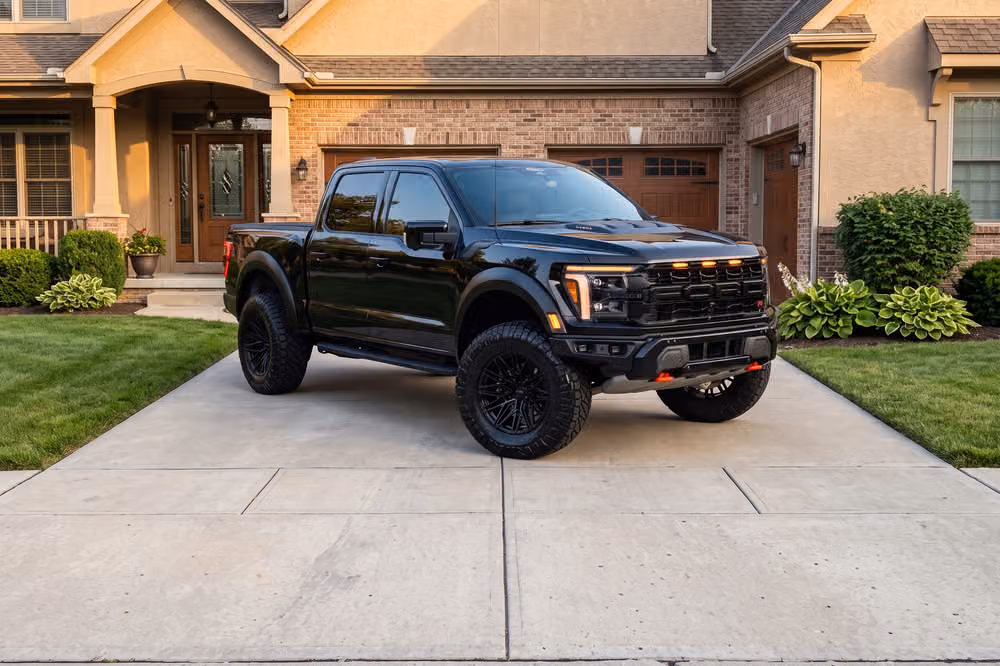 2026 Ford F-150 Raptor R SuperCrew Image 44