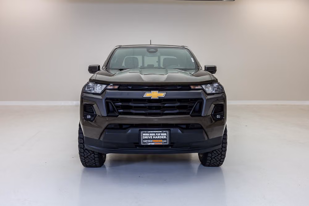2023 Chevrolet Colorado LT Crew Cab Image 4