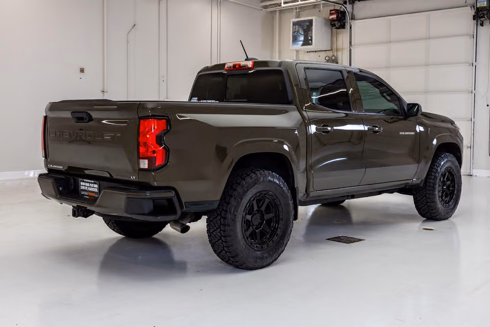 2023 Chevrolet Colorado LT Crew Cab Image 10