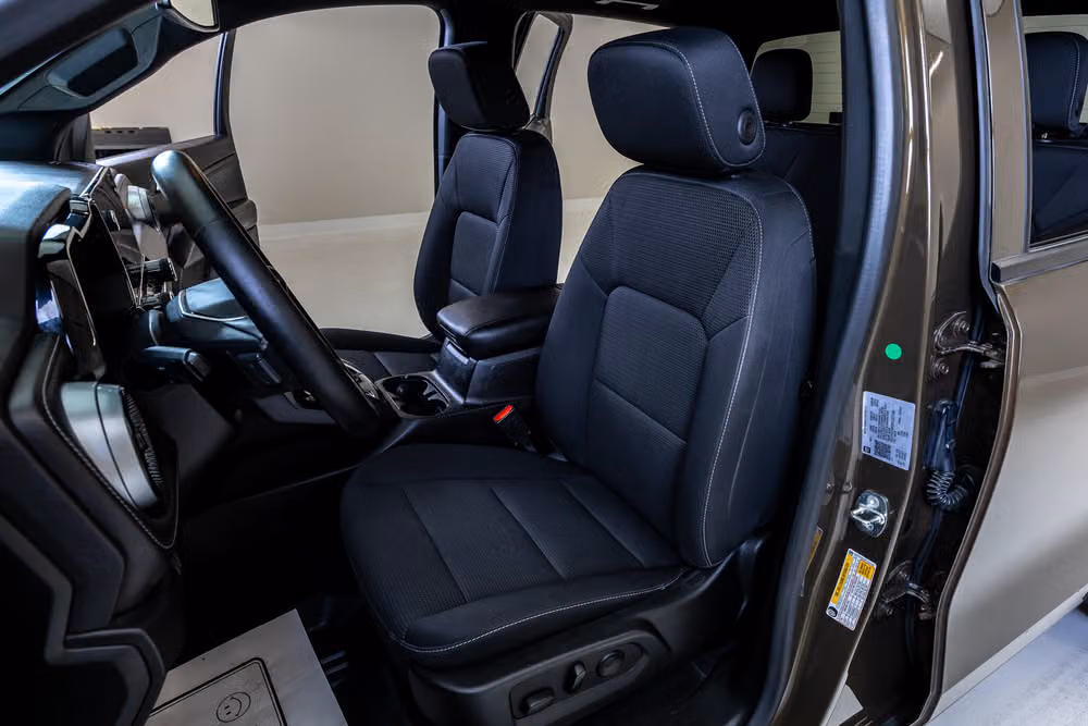2023 Chevrolet Colorado LT Crew Cab Image 26