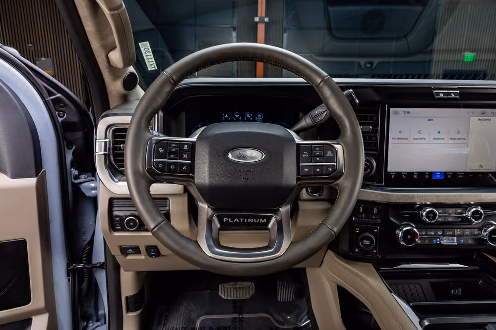 2026 Ford F-250 Super Duty Platinum Plus Crew Cab Image 18