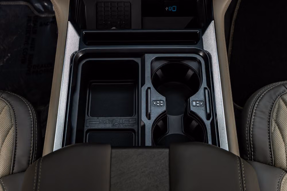 2026 Ford F-250 Super Duty Platinum Plus Crew Cab Image 28