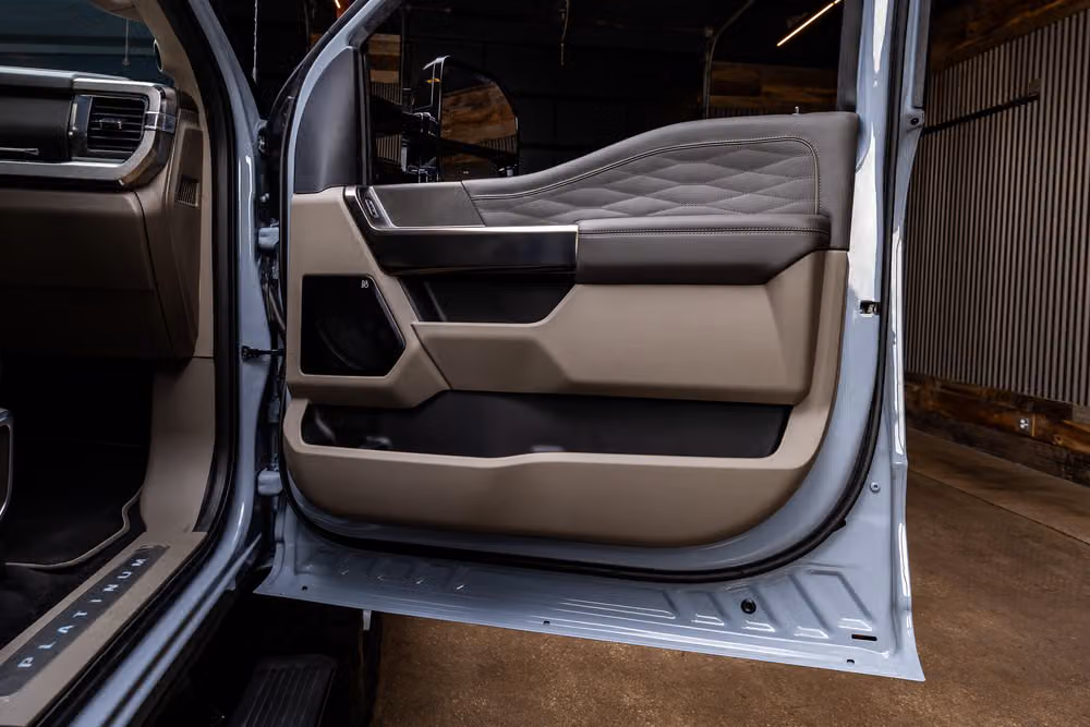 2026 Ford F-250 Super Duty Platinum Plus Crew Cab Image 38
