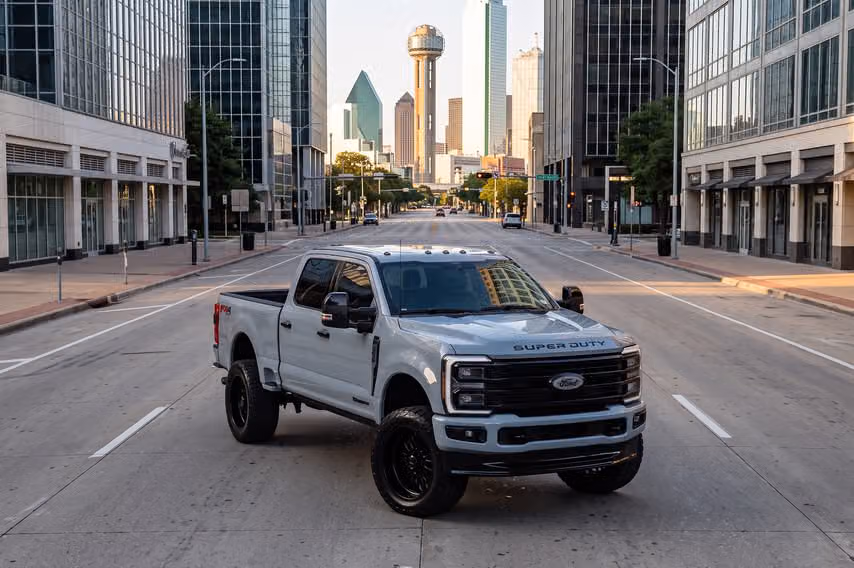 2026 Ford F-250 Super Duty Platinum Plus Crew Cab Image 43