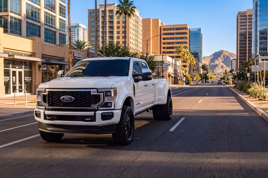 2023 Ford F-350 Super Duty Platinum Crew Cab Image 35