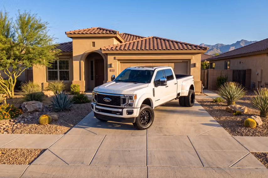 2023 Ford F-350 Super Duty Platinum Crew Cab Image 34