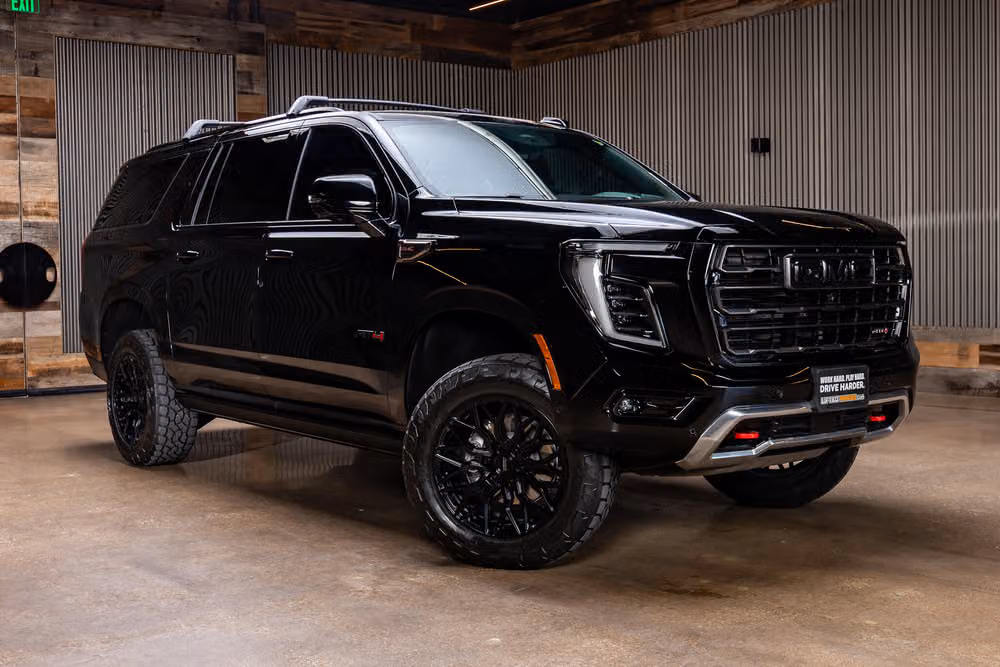 2025 GMC Yukon XL AT4 Ultimate Image 1