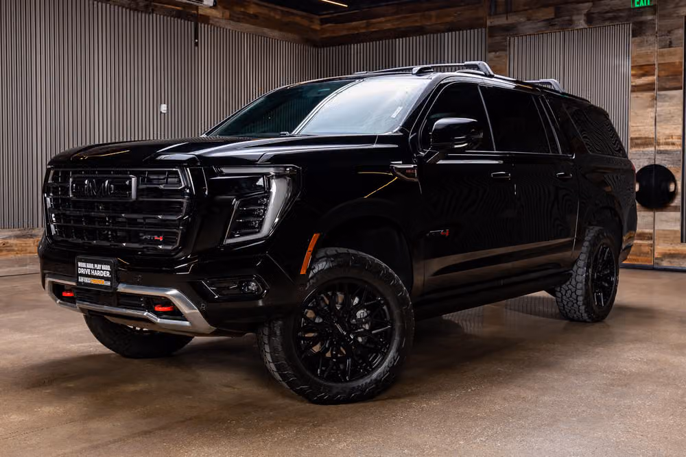 2025 GMC Yukon XL AT4 Ultimate Image 4