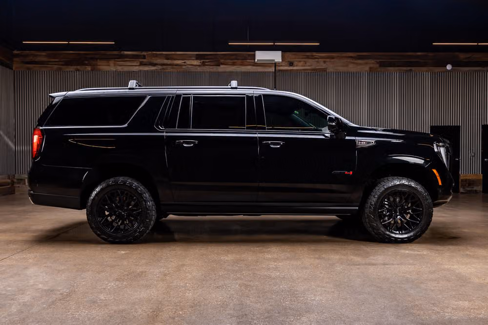2025 GMC Yukon XL AT4 Ultimate Image 10