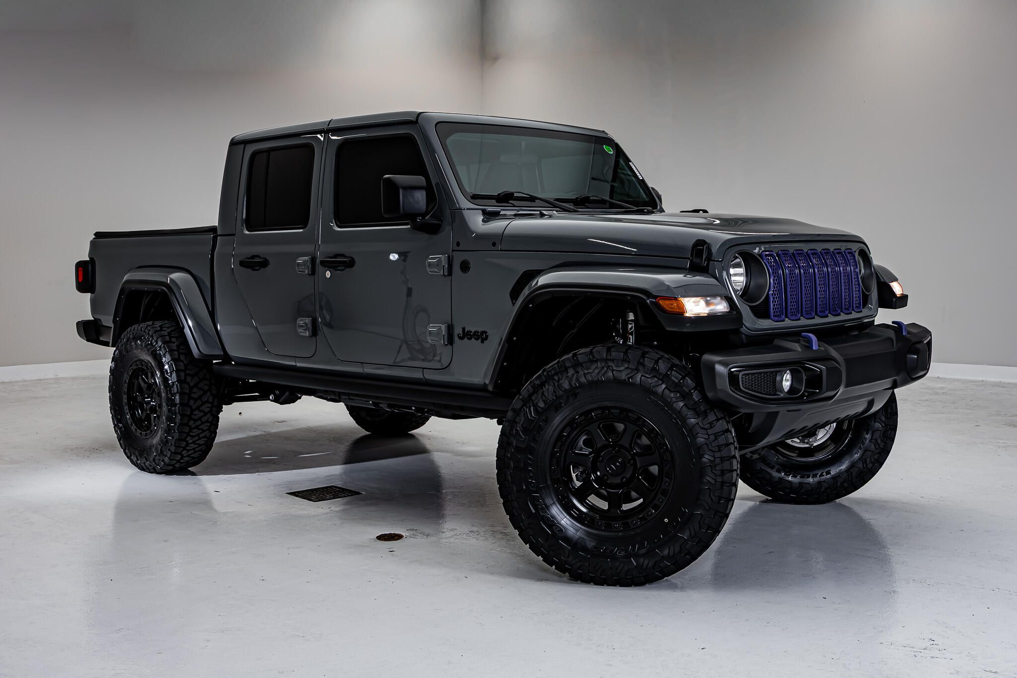 2025 Jeep Gladiator