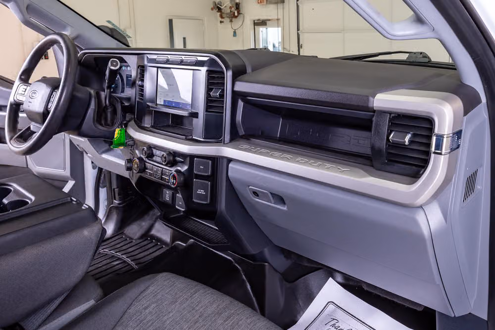 2024 Ford F-250 Super Duty XL Crew Cab Image 15