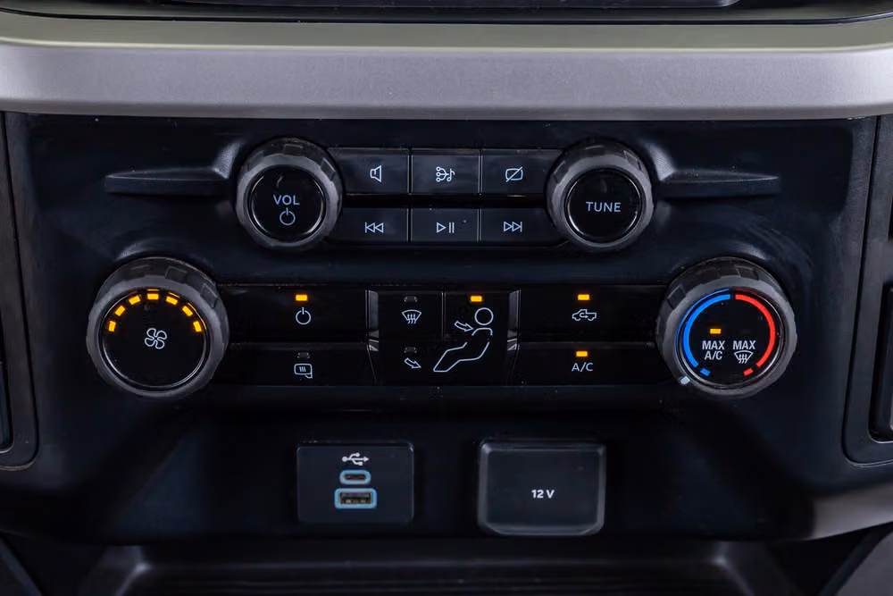 2024 Ford F-250 Super Duty XL Crew Cab Image 23