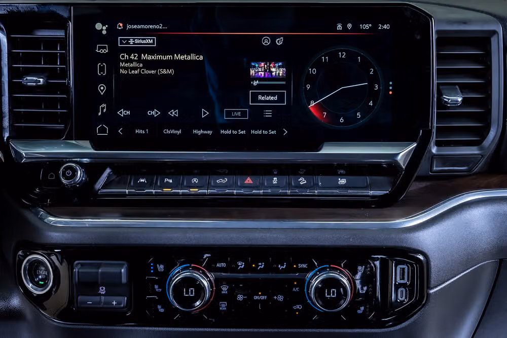 2024 GMC Sierra 1500 SLT Crew Cab Image 22