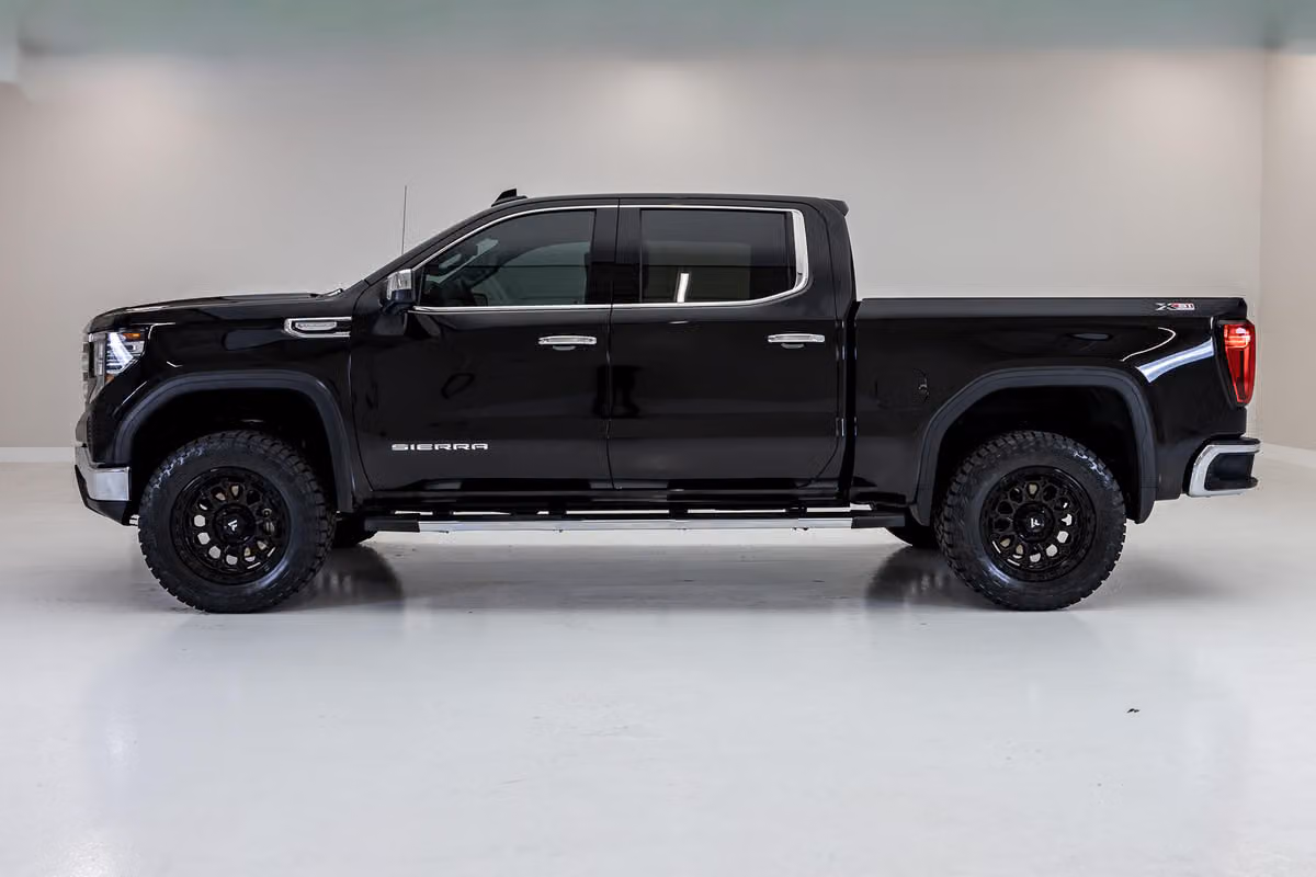 2024 GMC Sierra 1500 SLT Crew Cab