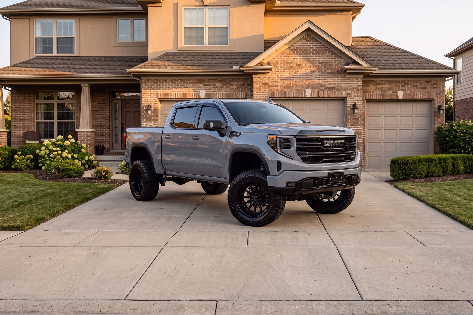 2024 GMC Sierra 1500 AT4 Crew Cab Image 32