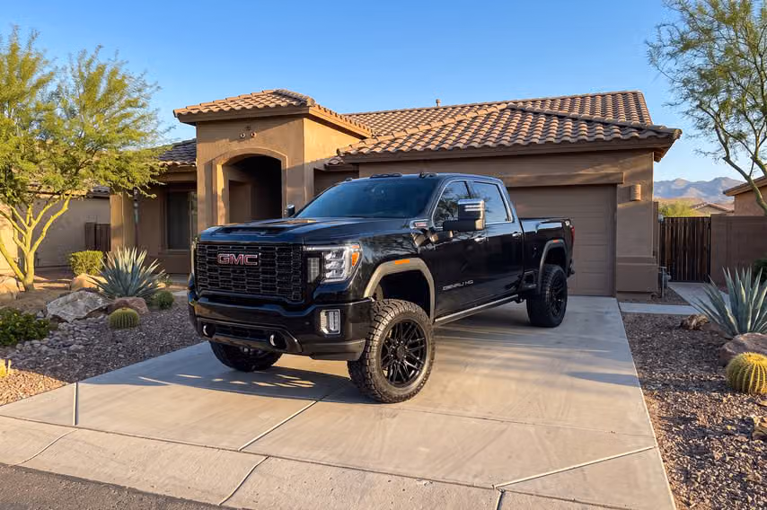 2025 GMC Sierra 2500HD Denali Ultimate Crew Cab Image 32