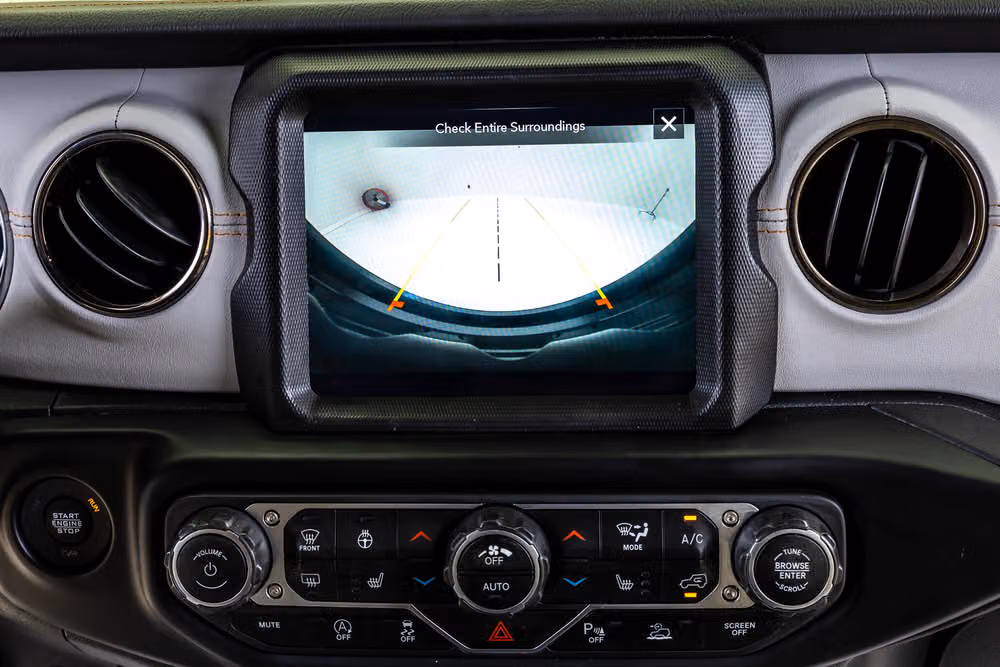 2022 Jeep Wrangler Unlimited High Altitude Image 24