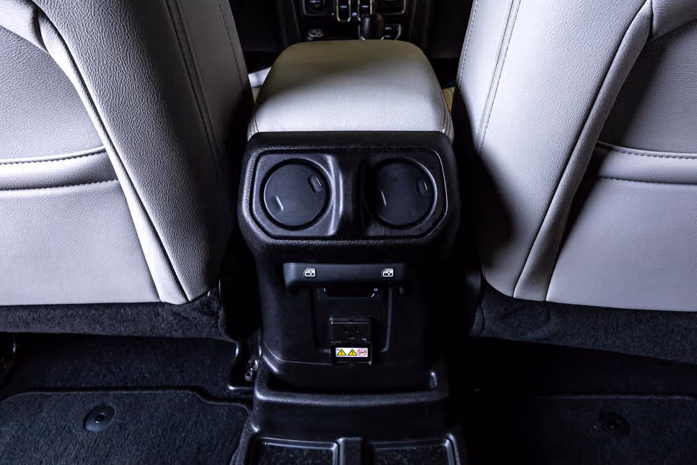 2022 Jeep Wrangler Unlimited High Altitude Image 32