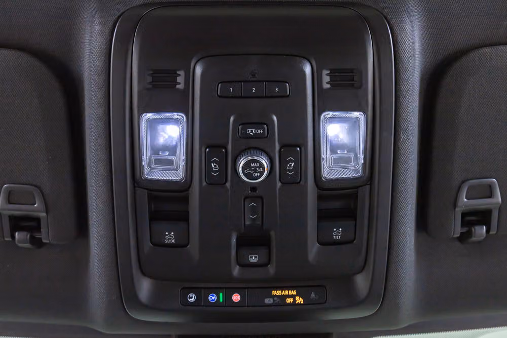 2024 GMC Yukon XL AT4 Image 24