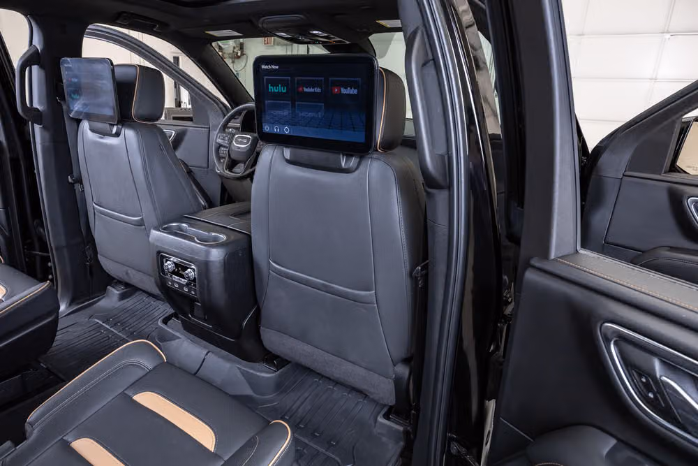 2024 GMC Yukon XL AT4 Image 28