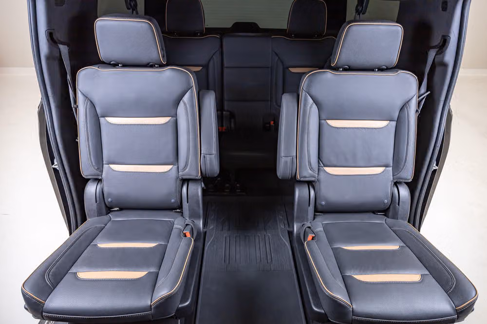 2024 GMC Yukon XL AT4 Image 33